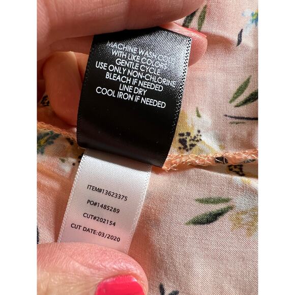 Peach Top Torrid 1X Pintuck Pleat Blouse Button Front Floral V-Neck Dolman NEW - Picture 11 of 11